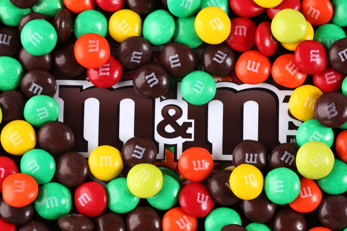 Are M&M’s Vegan? No, But There’s Alternatives! 