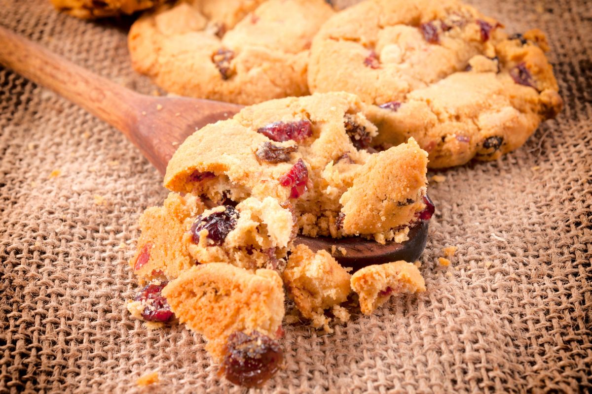 Crumble Cookies Vegan Options The Crumbling Truth